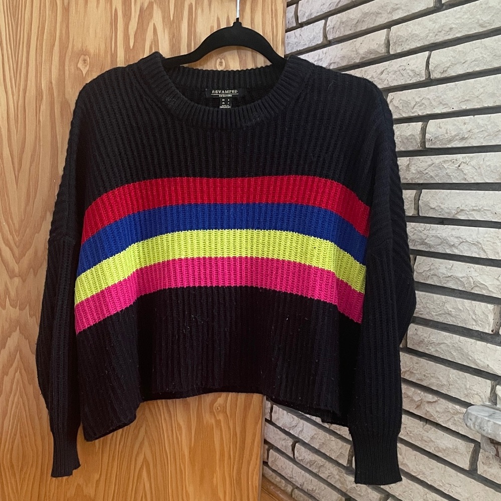 Cropped sweater